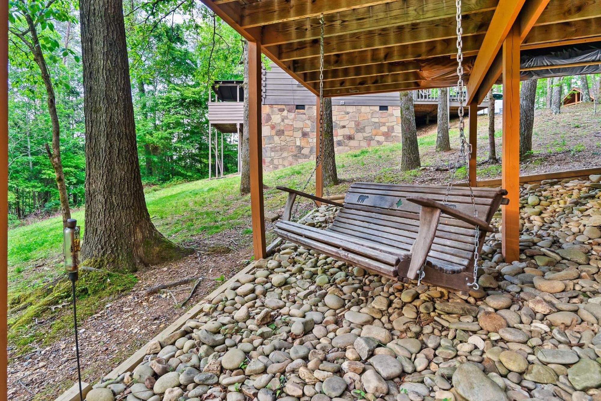 Cozy, Ada Accessible, Family Cabin With Hot Tub Sevierville Eksteriør billede